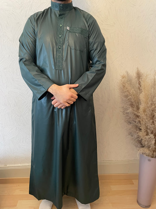 Zweiteiler Stehkragen