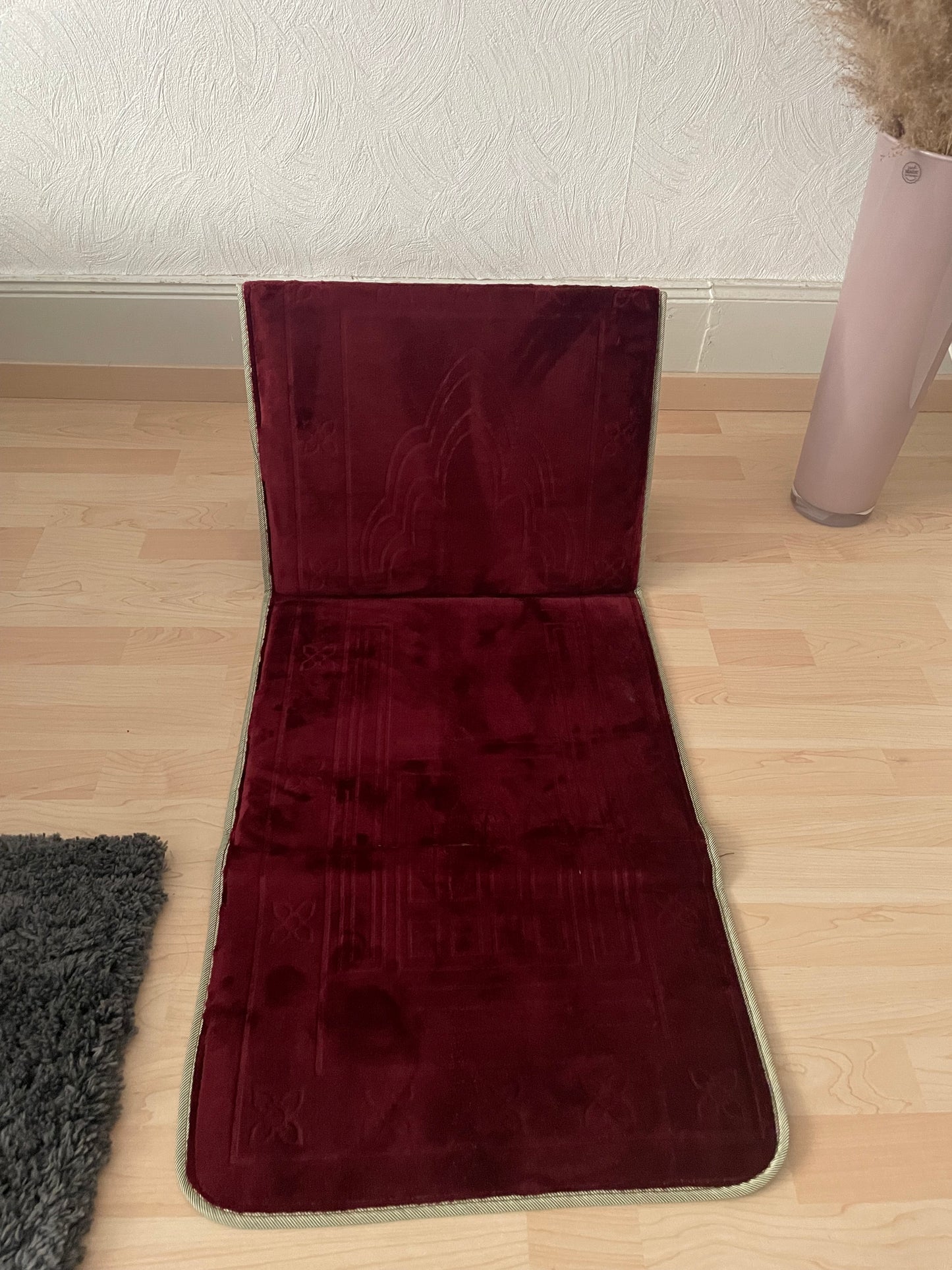 Gebetsteppich mit Lehne