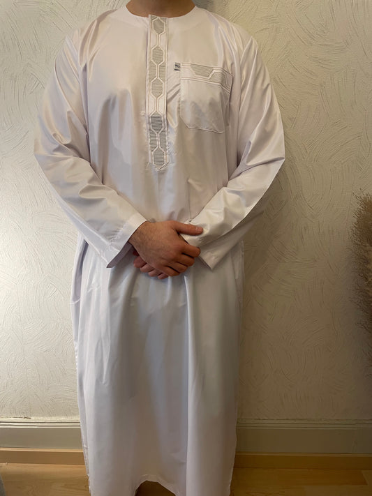 Weiße Abaya